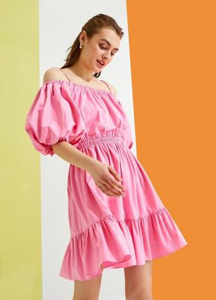 Трендовое платье розовые со спущенными плечами. сарафан.3 фото