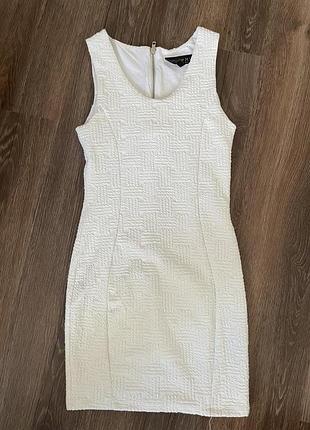 Ефектне вузьке пляття topshop