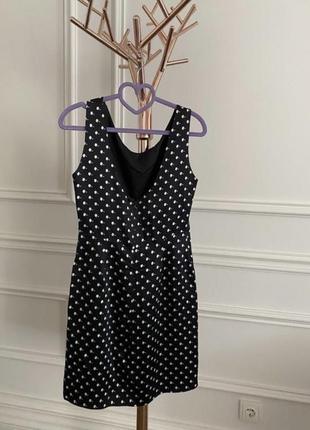 Платье на широких бретелях 2