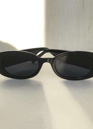 Солнцезащитные очки, полукруглой формы2 фото