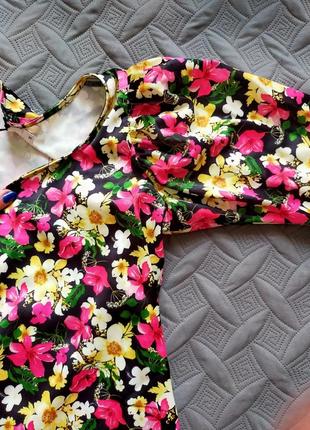 Платье на запах новое в цветочный принт10 фото