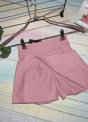 Стильні шорти - спідниця