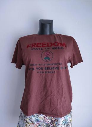 Футболка від lefties