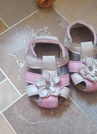 Босоножки сандалики белые 11 см с супинатором топики пинетки