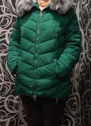 Жіноча зелена нова куртка 48/50