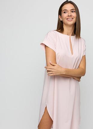 Сукня вільного крою з легкої літньої тканини