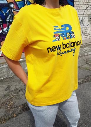Яркие красочные футболки new ballance running