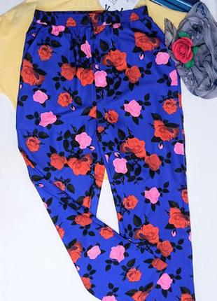 Прямі брюки літні штани в квітковий принт na-kd3 фото