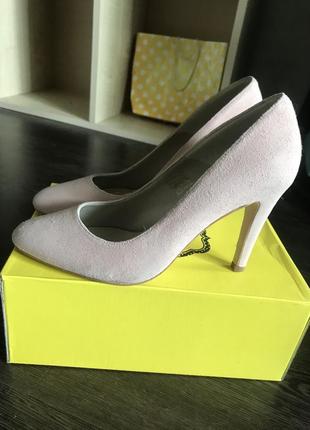 Лодочки пудра натуральная замша