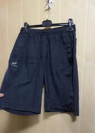 Легкі спортивні шорти