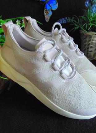 Суперовые кроссовки adidas 38 размер