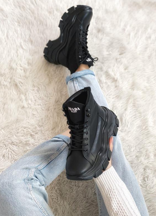 Трендовые кроссовки prada milano sneakers block triple black на платформе6 фото