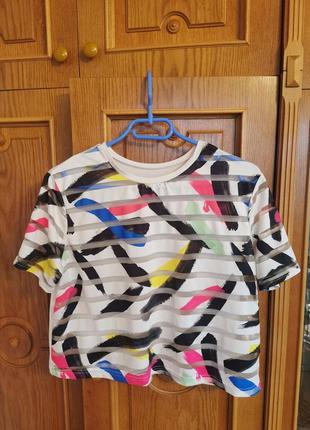 Жіноча футболка, жіноча футболка