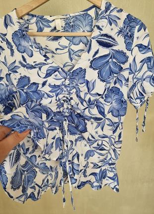 Голубая блуза с завязками h&m цветы8 фото