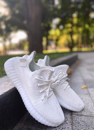 Yeezy boost 350 white белые летние кроссовки кроссовки текстиль унисекс 36-453 фото