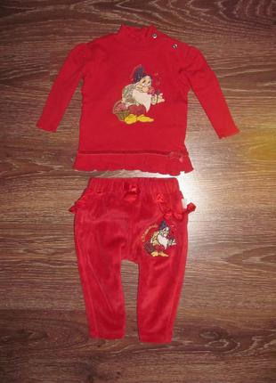 Очень красивый велюровый костюмчик disney на 3-9 мес.