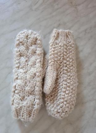 Вязанные варежки рукавицы перчатки теплые