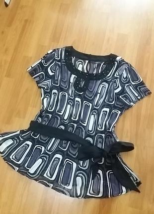 Брендова літня блуза