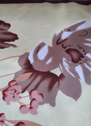 Шикарный платок в цветы ted lapidus8 фото