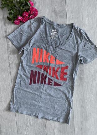 Футболочка nike