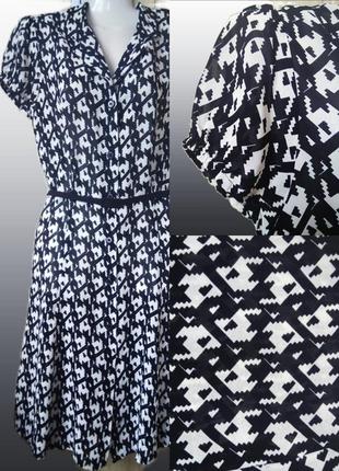 Актуальне літнє плаття в "гусячу лапку"/чорно-біле плаття-халат m&s з рукавчиками1 фото