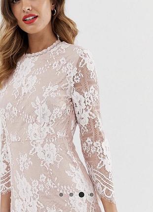 Елегантне плаття гіпюрову