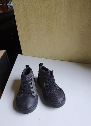 Кросівки zara 21 розмір
