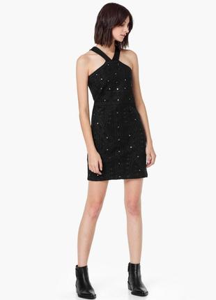 Платье обтягивающее с вышивкой от манго s