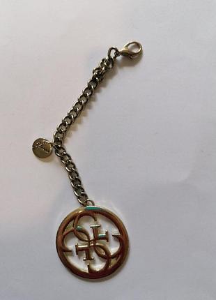 Брелок украшение для сумки guess