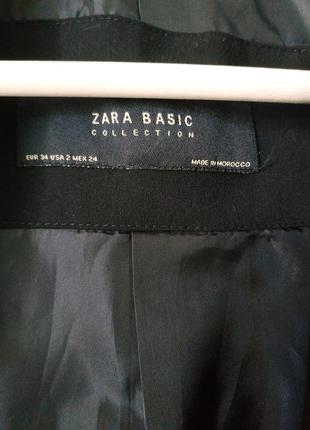 Пиджак zara черный без воротника стойка воротник классика приталенный короткий на подкладке однобортный6 фото