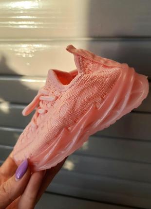 Текстильные кросовки изи розовые для девочки с лед-подошвой