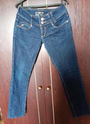 Подростковые джинсы на девочку р.36eur