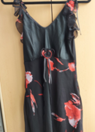 Красивый пеньюар  шифон + атлас черный в красные цветы 36(s)-38(m)