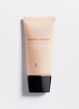 Christian dior forever perfect mousse матовое невесомое тональное средство