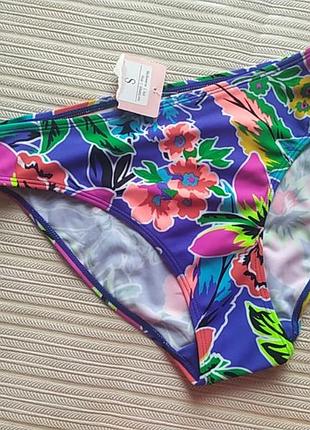 Низ плавки цветы