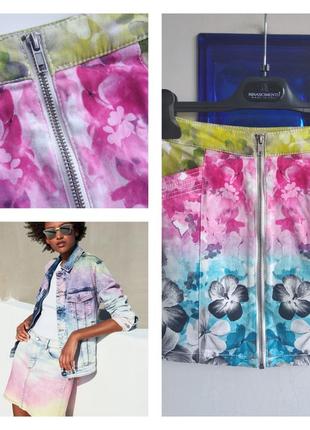 🦋🌼🌿 стильная стрейчевая юбка деним на молнии в цветах на 9-10 лет h&m 🦋🌼🌿1 фото