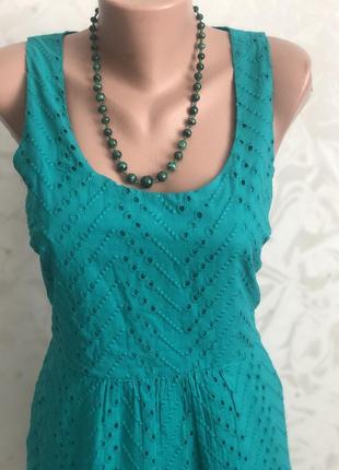 Трендовое платье зеленое модное прошва вышитое шитье красивое выбитое oldnavy4 фото