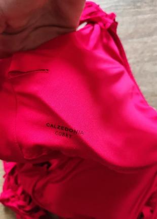 Красный шикарный купальникс открытой спинкой сдельный слитный цельный с бахромой calzedonia5 фото