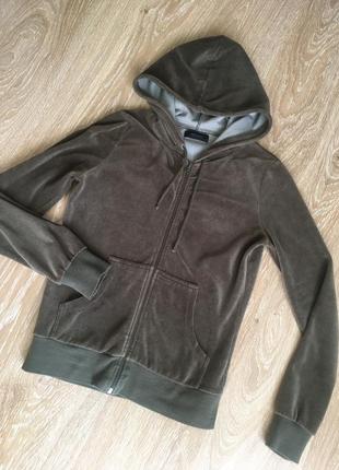 Бархатная спортивная кофта