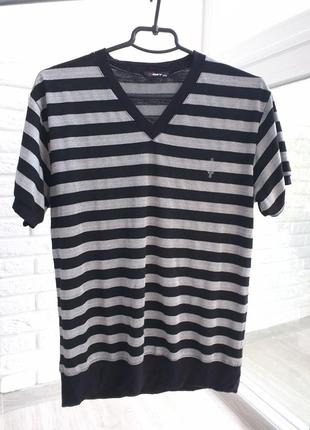 Чоловіча футболка