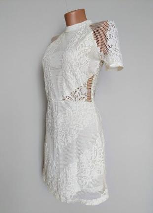 Glamorous кружевное актуальное белое мини платье.