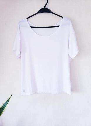 Тенселевая лиоцелловая стречевая белоснежная  футболка fabletics4 фото