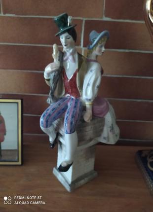 Фарфоровая статуэтка, саботрус и пастушка,