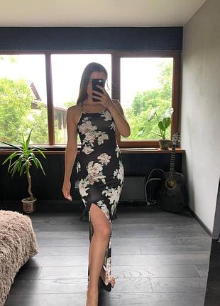 Супер сукня з розрізом і відкритою спинкою🖤
