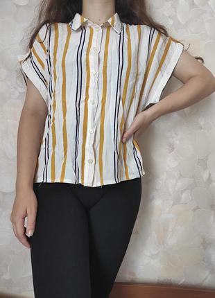 Незвичайна річна блуза від bershka