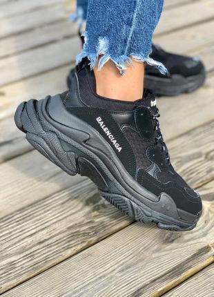 У стилі balenciaga triple s кросівки баленсіага кросівки жіночі баленсіага