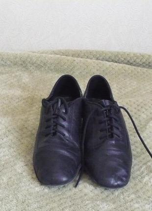 Танцювальні туфлі 23 см