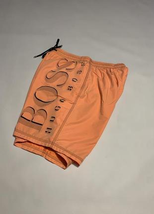 Чоловічі красиві оригінальні шорти hugo boss big logo shorts m6 фото