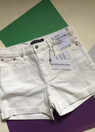 В наличии джинсовые шорты calvin klein в размерах 27, 28 и 29.4 фото