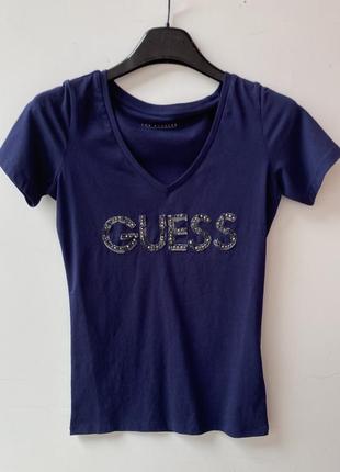 Оригинальная футболка guess